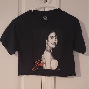 Selena crop top XS Graphic shirt
